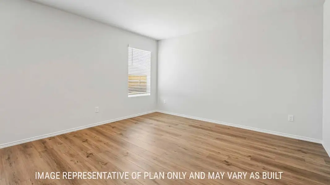 Spacious, unfurnished interior of a new home in Reynolds Crossing, Killeen (Image 16).