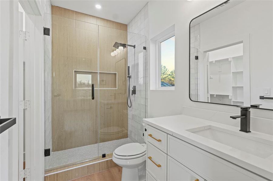 Furnished interior view inside a new home in , Dallas (Image 9). Furnished interior view inside a new home in , Dallas (Image 9).