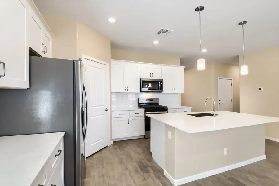 New Home in Maricopa, AZ.  - Slide 13