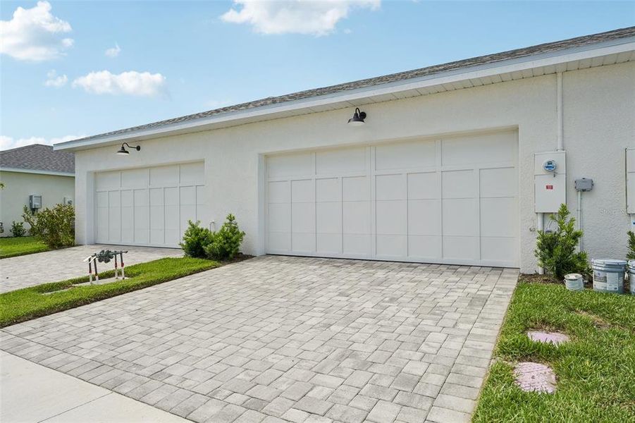 Exterior details and patio area of a home in SeaFlower, Bradenton (Image 19).