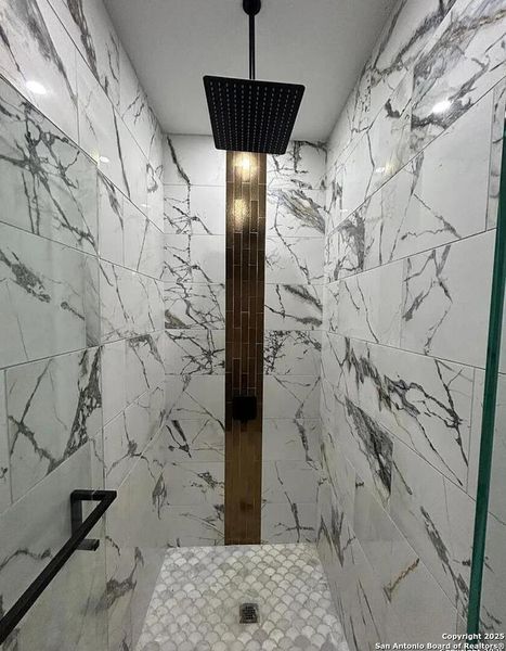 Image 16 of a home in . Image 16 of a home in .