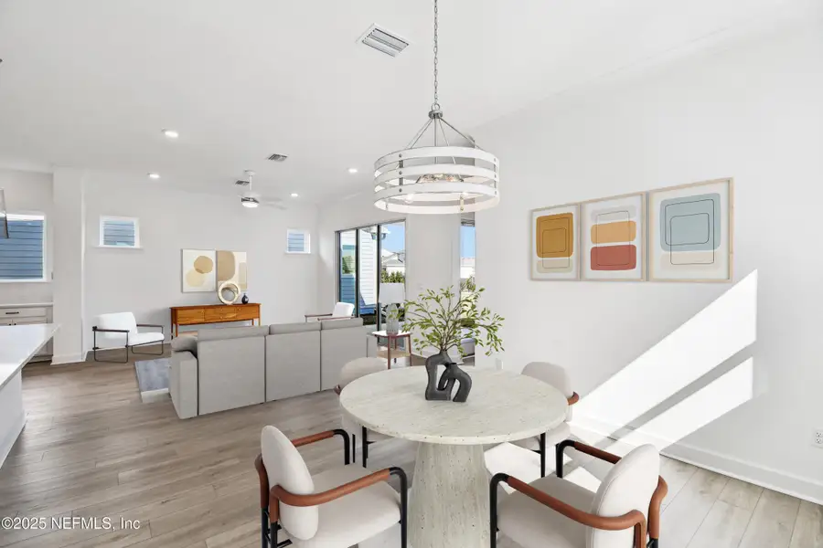 Furnished interior view inside a new home in Seven Pines 40' Front Entry, Jacksonville (Image 11).