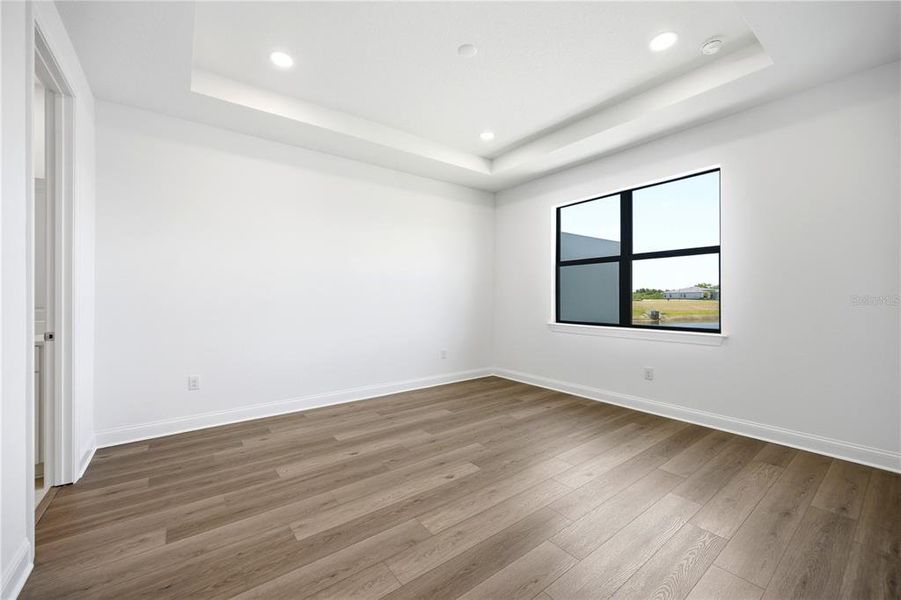 Spacious, unfurnished interior of a new home in , Apollo Beach (Image 13). Spacious, unfurnished interior of a new home in , Apollo Beach (Image 13).