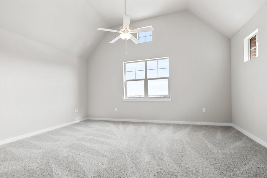 Spacious, unfurnished interior of a new home in Wildridge, Oak Point (Image 23).