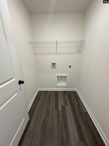 Spacious, unfurnished interior of a new home in Piney Woods Bluff, Columbia (Image 15).