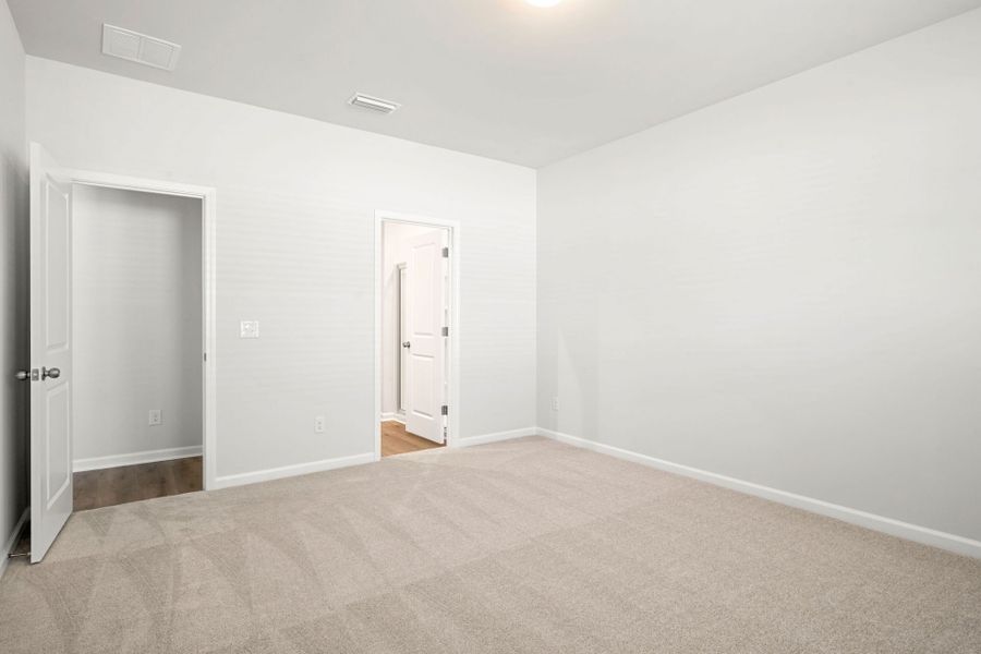 Spacious, unfurnished interior of a new home in Heartwood, Richmond Hill (Image 17). Spacious, unfurnished interior of a new home in Heartwood, Richmond Hill (Image 17).