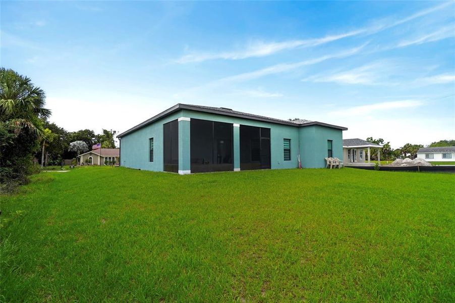 Exterior details and patio area of a home in , Port Charlotte (Image 31).