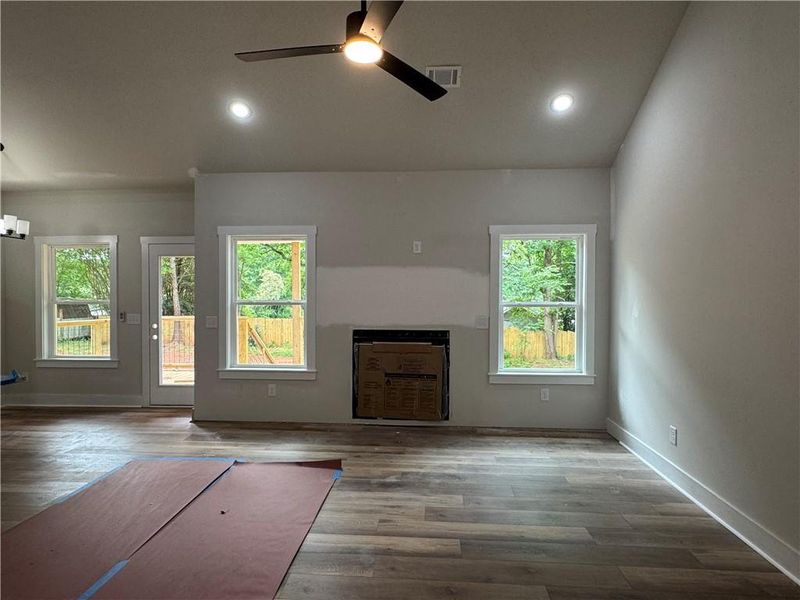 Image 34 of a home in .