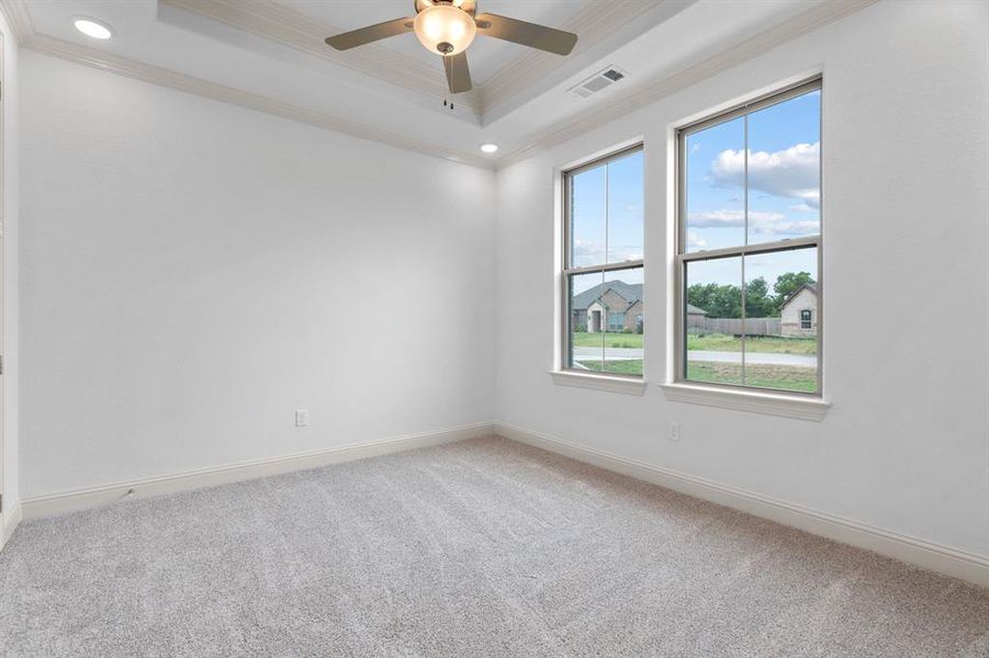 Spacious, unfurnished interior of a new home in , Paradise (Image 12).