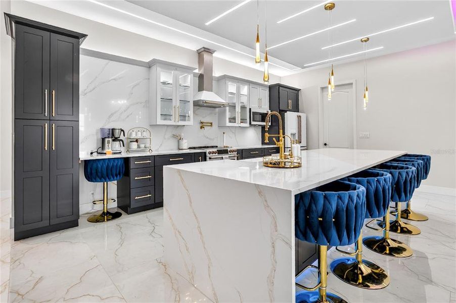 Furnished interior view inside a new home in , Orlando (Image 4).