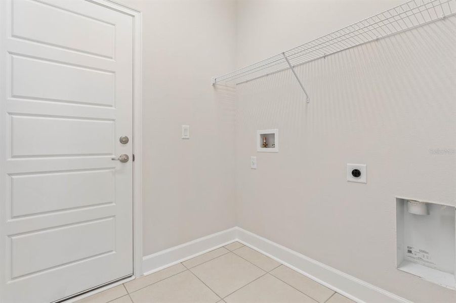 Spacious, unfurnished interior of a new home in , Palm Coast (Image 22).