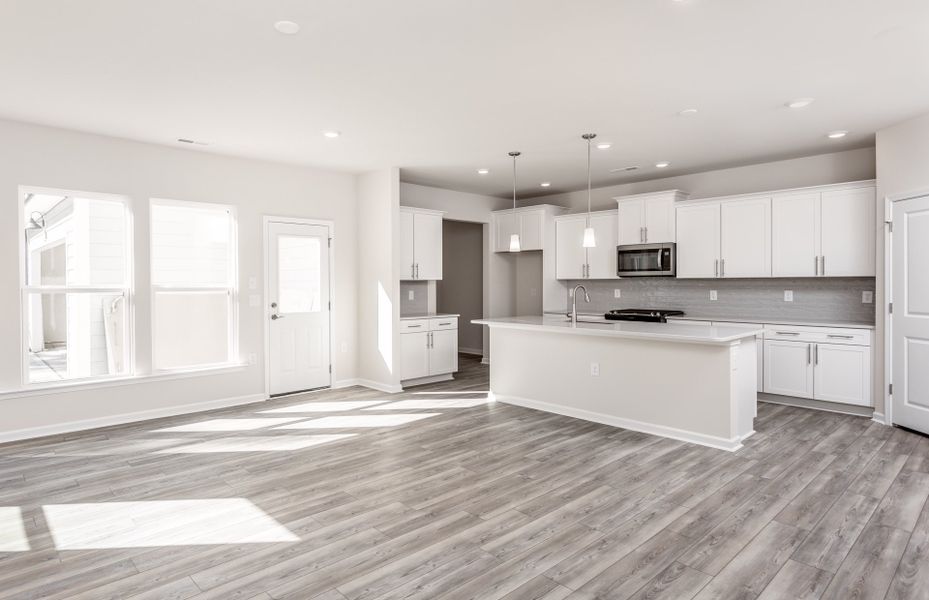 Image 26 representing the Richton by Pulte Homes in Riverlights, Wilmington, NC.