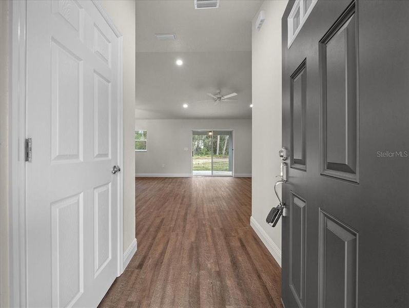 Spacious, unfurnished interior of a new home in , Ocklawaha (Image 39). Spacious, unfurnished interior of a new home in , Ocklawaha (Image 39).