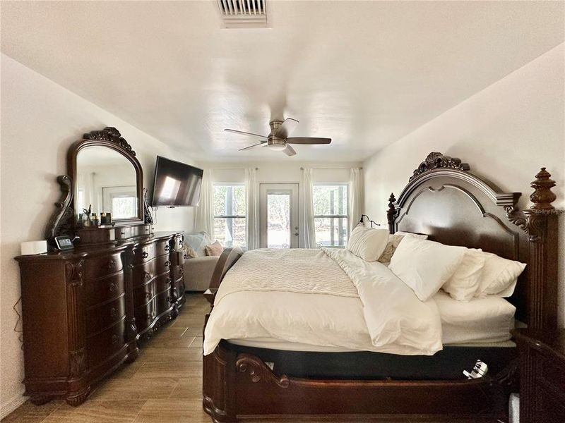 Furnished interior view inside a new home in , Morriston (Image 26). Furnished interior view inside a new home in , Morriston (Image 26).