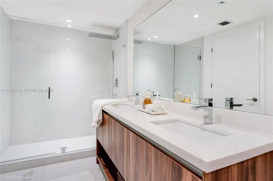 Furnished interior view inside a new home in Alana Bay Harbor Islands, Bay Harbor Islands (Image 5).