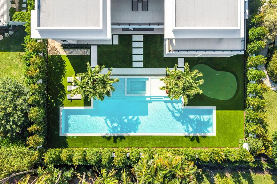 481_Thatch_Palm_Drive_Aerial_07