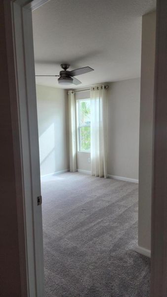 Spacious, unfurnished interior of a new home in , Fort Pierce (Image 19).