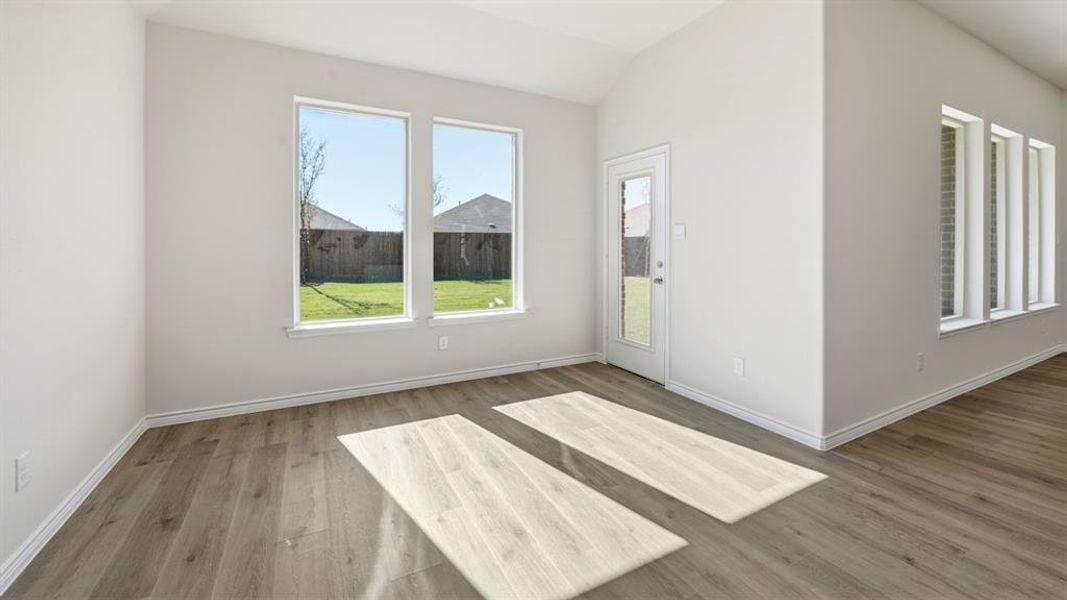 Spacious, unfurnished interior of a new home in The Woods at Lindsey Place, Anna (Image 14).