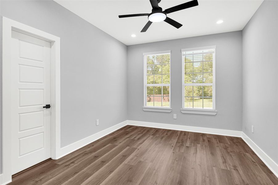 Spacious, unfurnished interior of a new home in , Montgomery (Image 20).