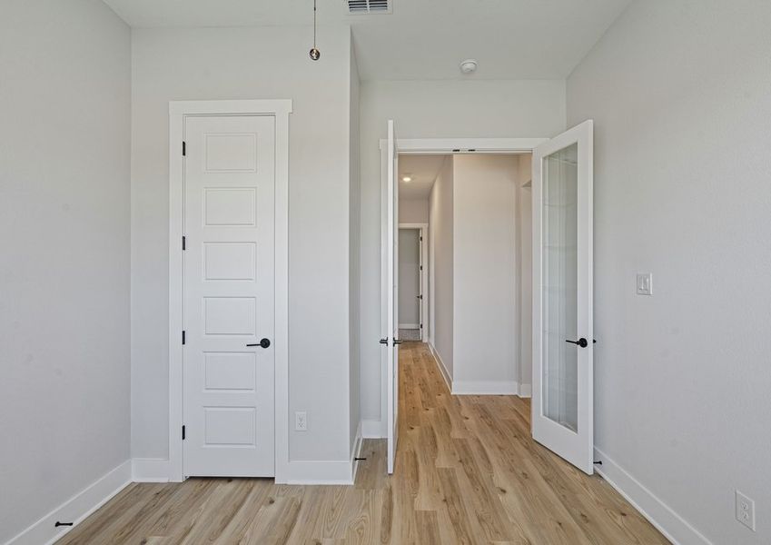 The flex room is a versatile space to fit to your needs.