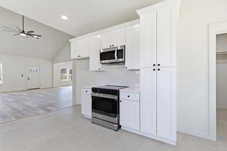 Furnished interior view inside a new home in , Floresville (Image 11).