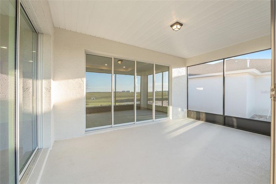Exterior details and patio area of a home in , Ocala (Image 35).