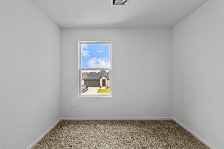 Spacious, unfurnished interior of a new home in Sunterra, Katy (Image 24). Spacious, unfurnished interior of a new home in Sunterra, Katy (Image 24).