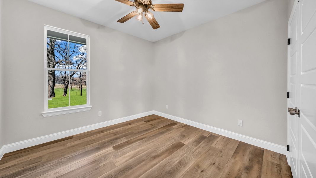 Representative unfurnished interior of a home built from the Clementine by Zeal Home Builders in Saddle Crest Estates, Weatherford (Image 62).