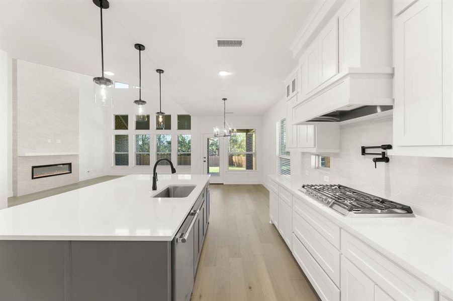 721 Hidden Lakes-Kitchen-3