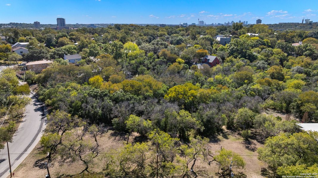 Natural landscape and outdoor views near  in San Antonio (Image 33).