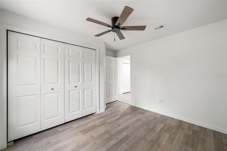 Spacious, unfurnished interior of a new home in , Summerfield (Image 26).