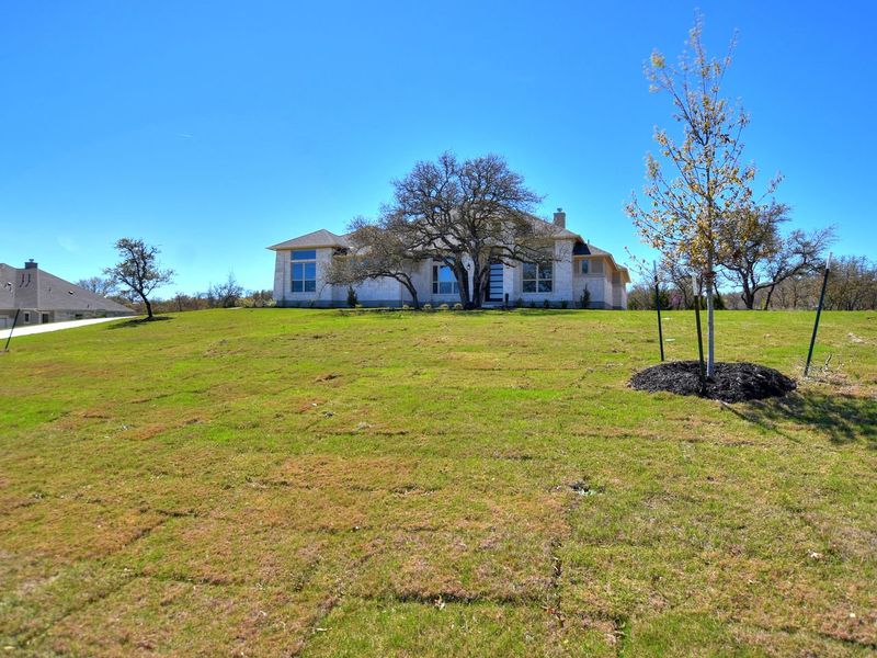 Representative exterior details of a home built from the San Simeon I by Giddens Homes in Clearwater Ranch, Liberty Hill (Image 118).