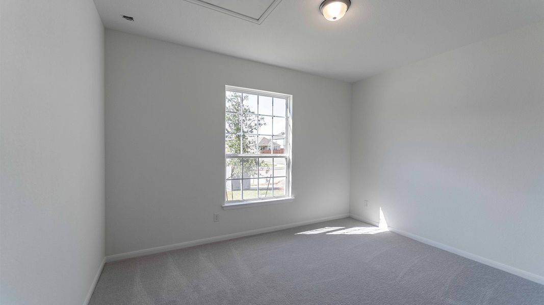 Spacious, unfurnished interior of a new home in Santa Rita Ranch, Liberty Hill (Image 35).