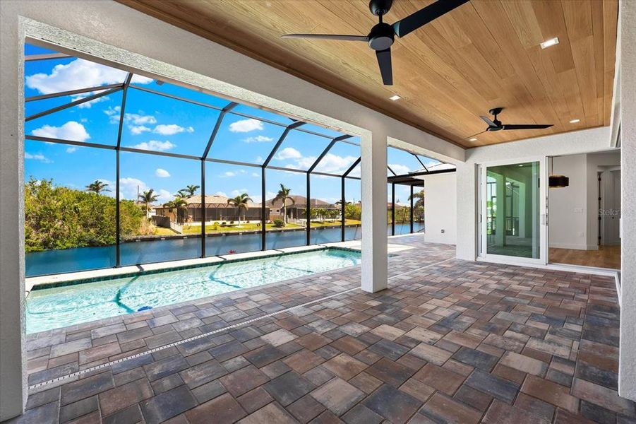 Exterior details and patio area of a home in , Port Charlotte (Image 25).