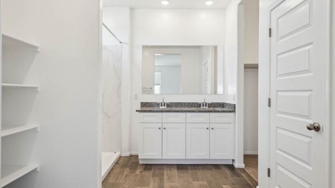 Representative furnished interior of a home built from the Puffin by D.R. Horton in Moonlight, Maricopa (Image 10).