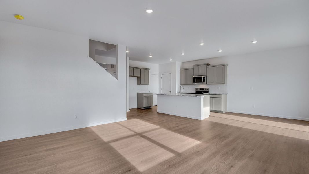 Spacious, unfurnished interior of a new home in Vista Meadows, Fort Lupton (Image 13). Spacious, unfurnished interior of a new home in Vista Meadows, Fort Lupton (Image 13).
