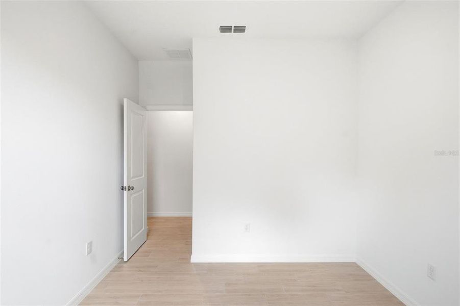 Spacious, unfurnished interior of a new home in , Eustis (Image 44).