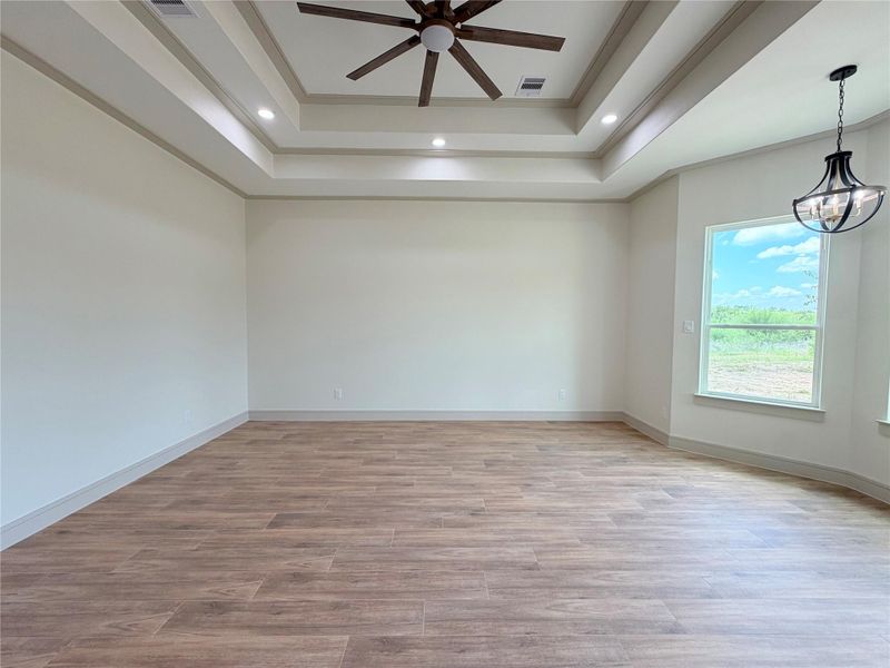 Spacious, unfurnished interior of a new home in , Washington (Image 38).