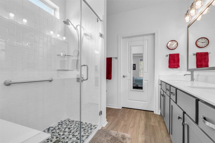 This shower is just waiting to create a soothing steam bath.