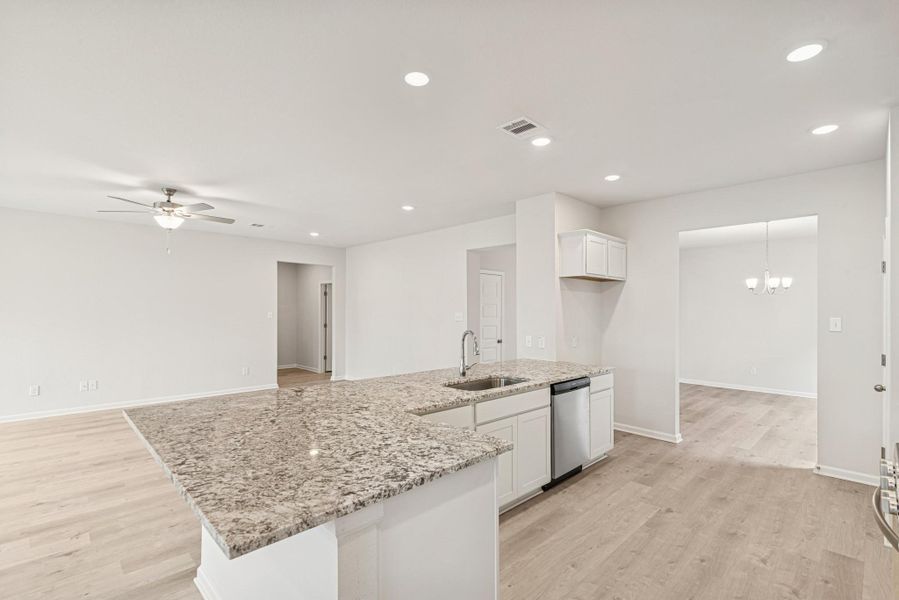 Furnished interior view inside a new home in Sierra Vista, Rosharon (Image 10).