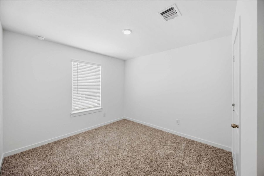 Spacious, unfurnished interior of a new home in Grand West, Houston (Image 19). Spacious, unfurnished interior of a new home in Grand West, Houston (Image 19).