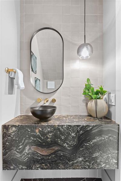 Close-up of interior finishes inside a home in , Tampa (Image 20). Close-up of interior finishes inside a home in , Tampa (Image 20).