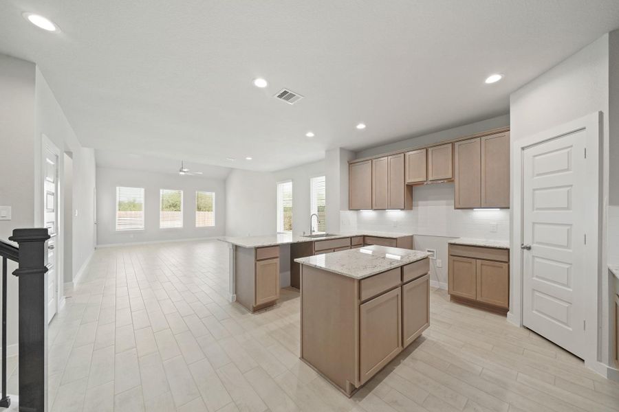 Furnished interior view inside a new home in Briarwood Crossing, Rosenberg (Image 6). Furnished interior view inside a new home in Briarwood Crossing, Rosenberg (Image 6).