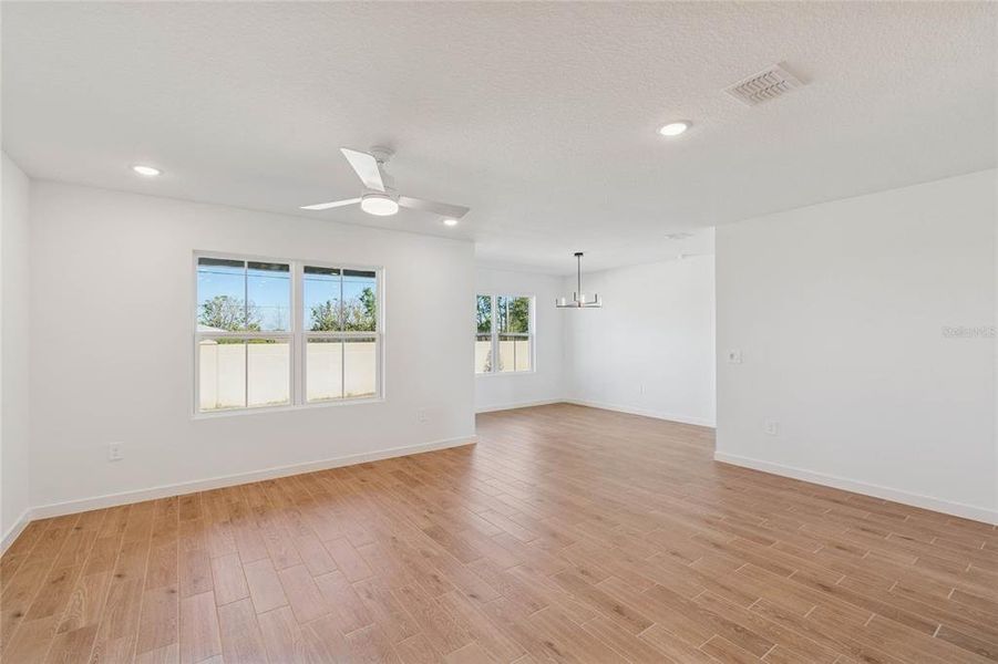 Spacious, unfurnished interior of a new home in Aspire at Canter Creek, Davenport (Image 20).