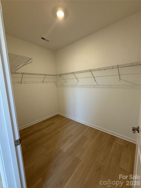 Spacious, unfurnished interior of a new home in Roselyn, Lancaster (Image 9).