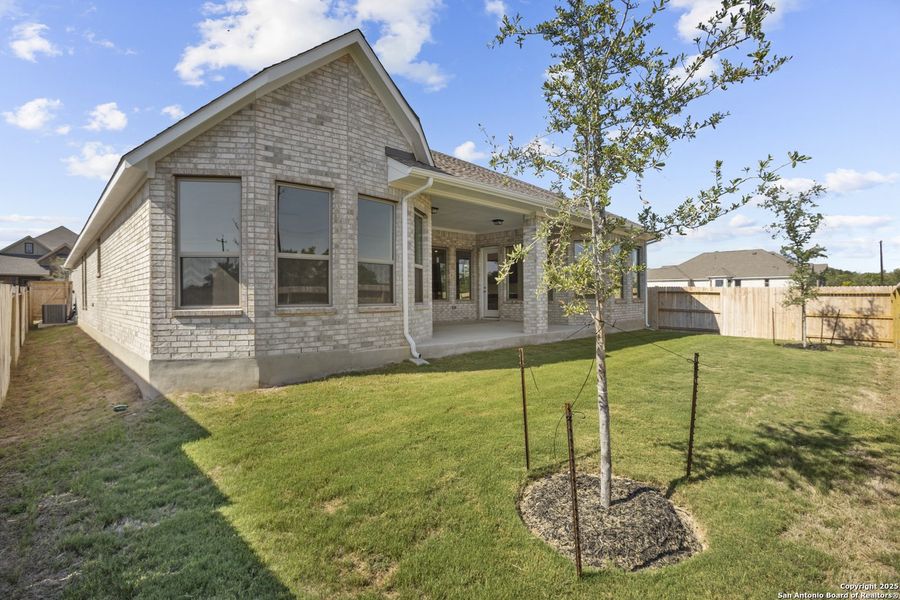 Exterior details and patio area of a home in Stillwater Ranch, San Antonio (Image 2). Exterior details and patio area of a home in Stillwater Ranch, San Antonio (Image 2).