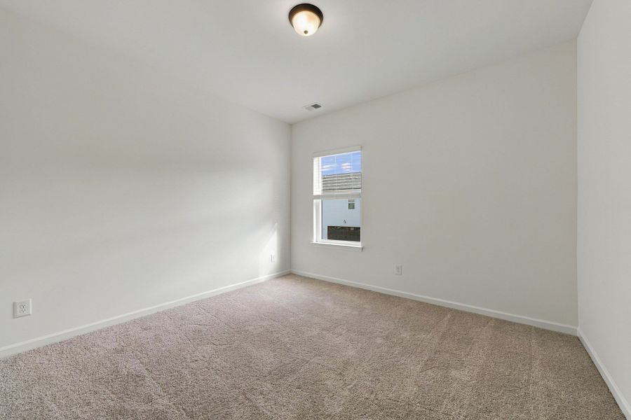 Spacious, unfurnished interior of a new home in Wilson Meadows, Clarksville (Image 16).