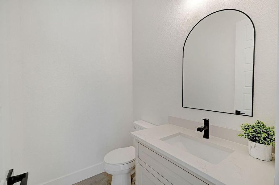 Furnished interior view inside a new home in , Conroe (Image 32).