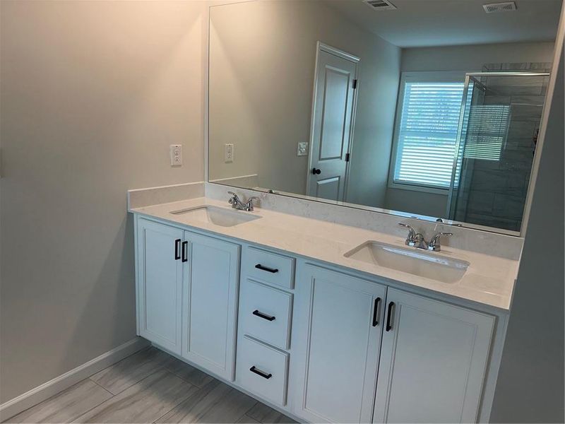 Furnished interior view inside a new home in , Auburn (Image 9).