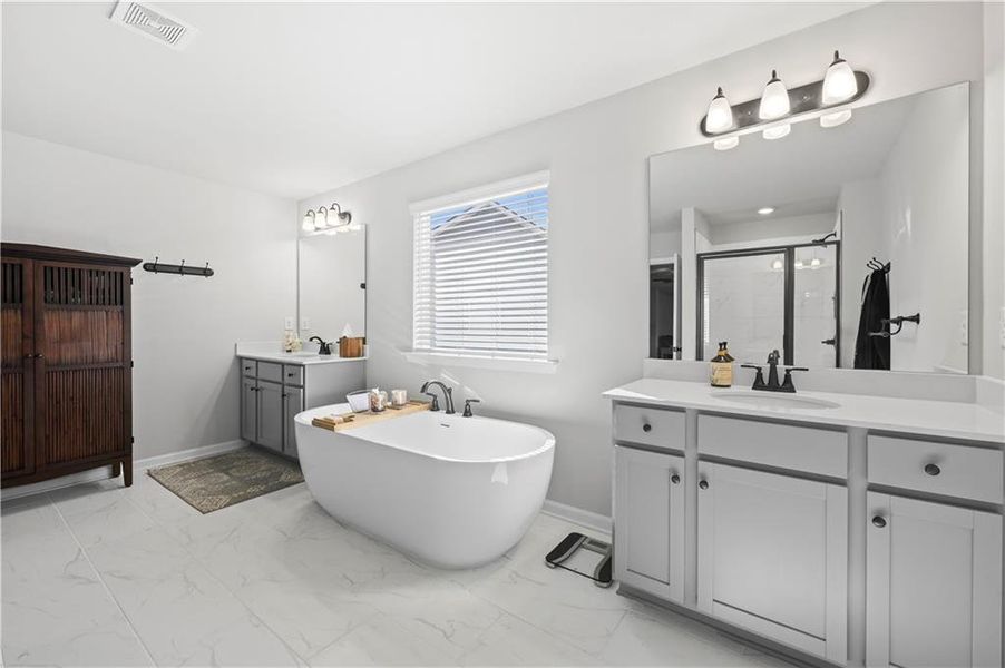 Furnished interior view inside a new home in , Atlanta (Image 43).